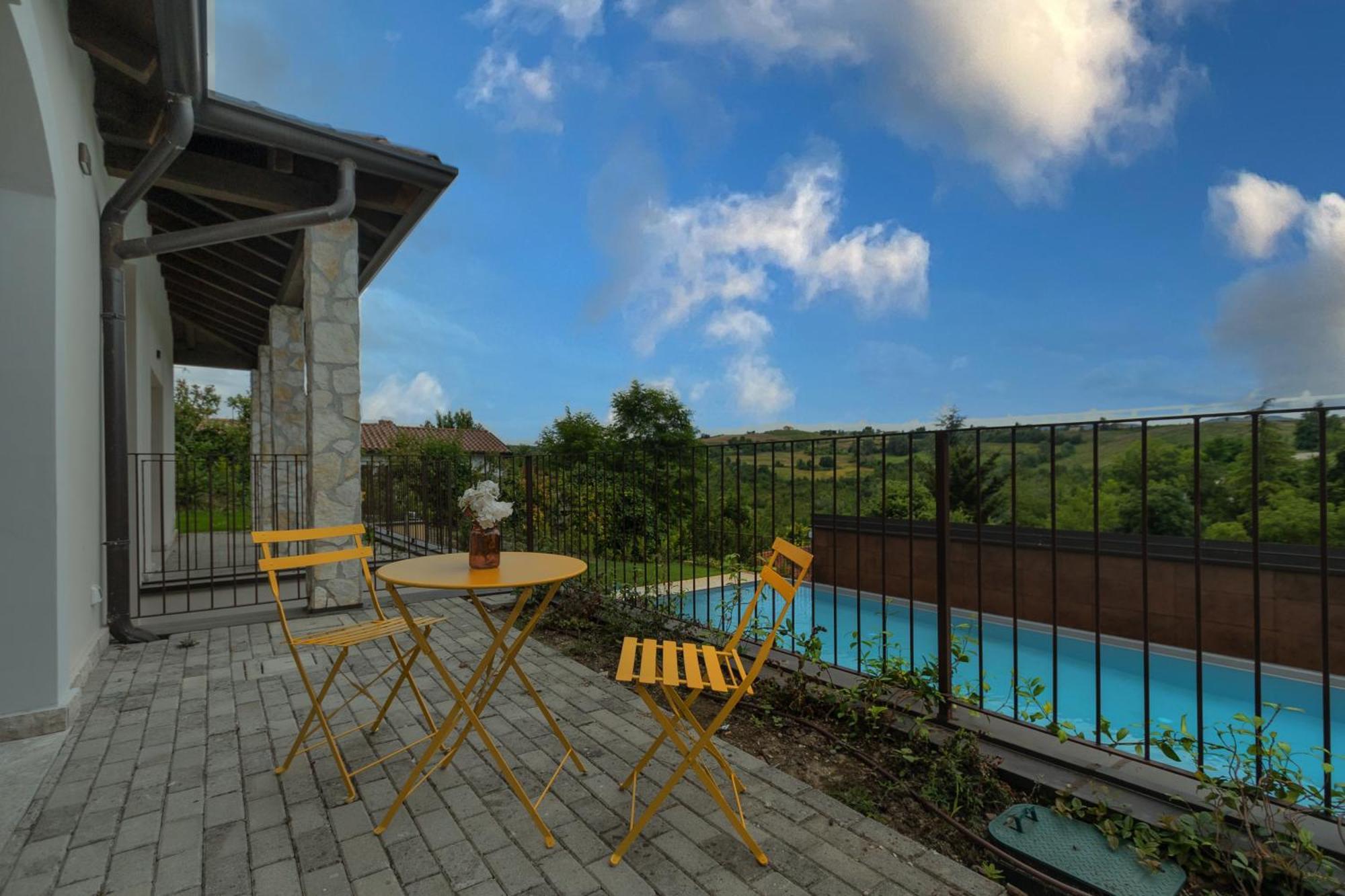 Luce Boutique Hotel Fortunago Экстерьер фото